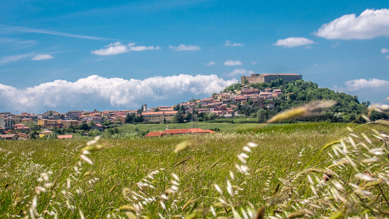 Castel Lagopesole, panorama